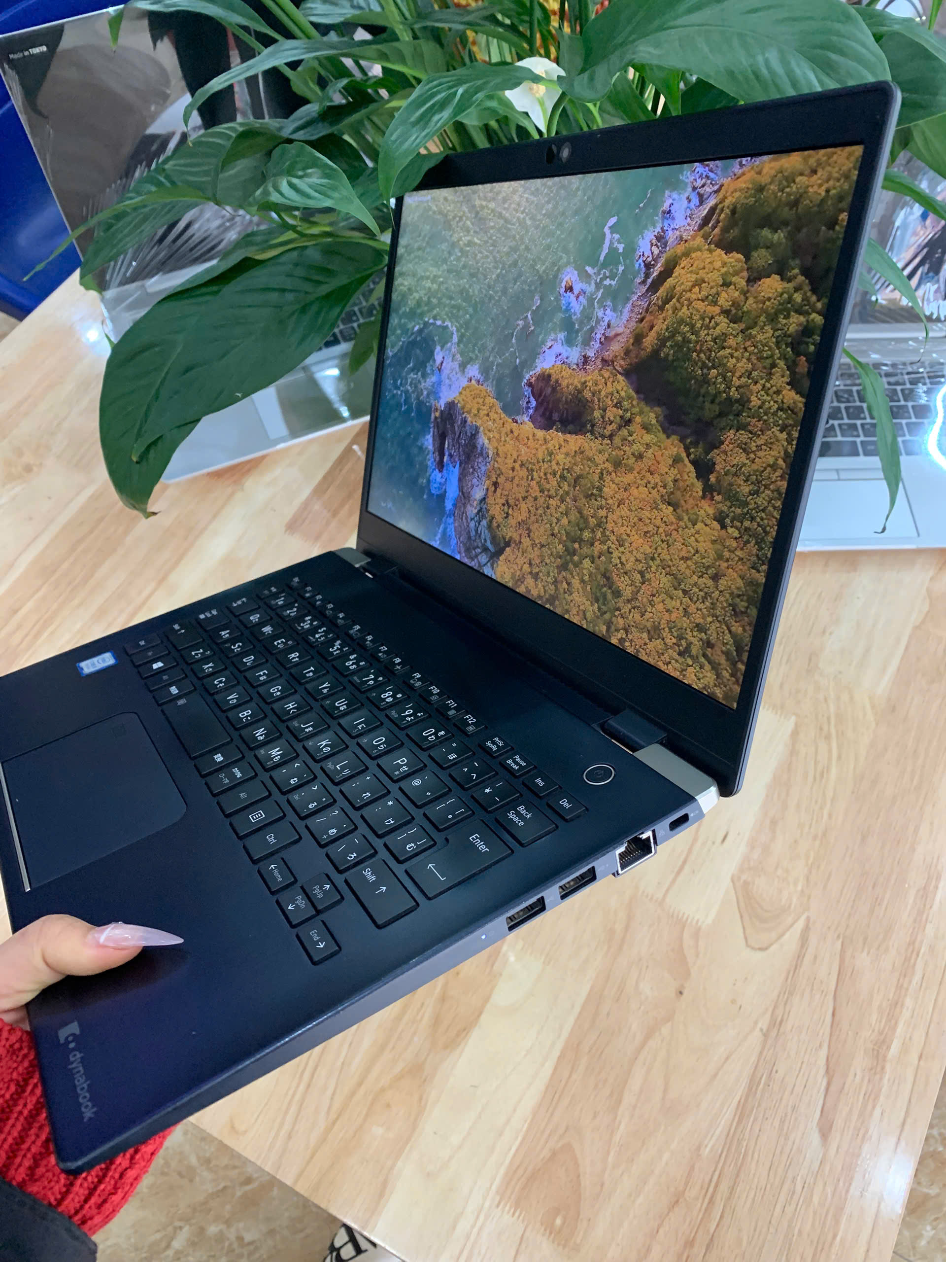 Laptop ToShiBa (Dynabook)G83/M mỏng nhẹ ,tinh sảo ,hiệu năng siêu siêu khủng - Ảnh 4
